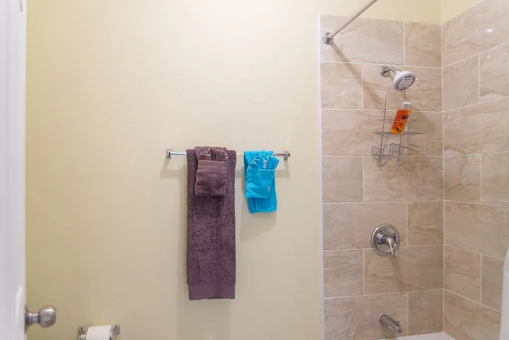 Claude Clarke Suites Montego Bay Apartmán